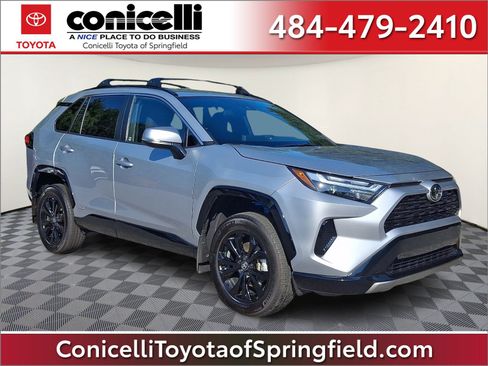 Used 2025 Toyota RAV4 SE AWD/4WD image 1