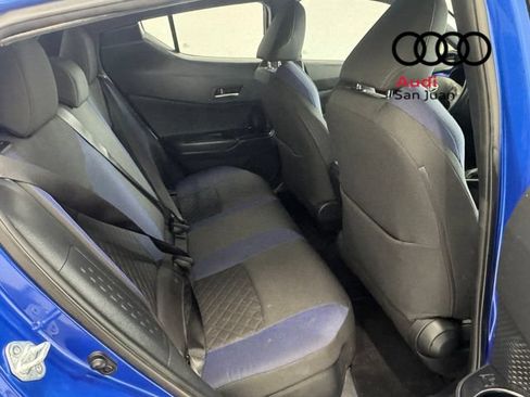 Used 2022 Toyota C-HR XLE FWD image 25