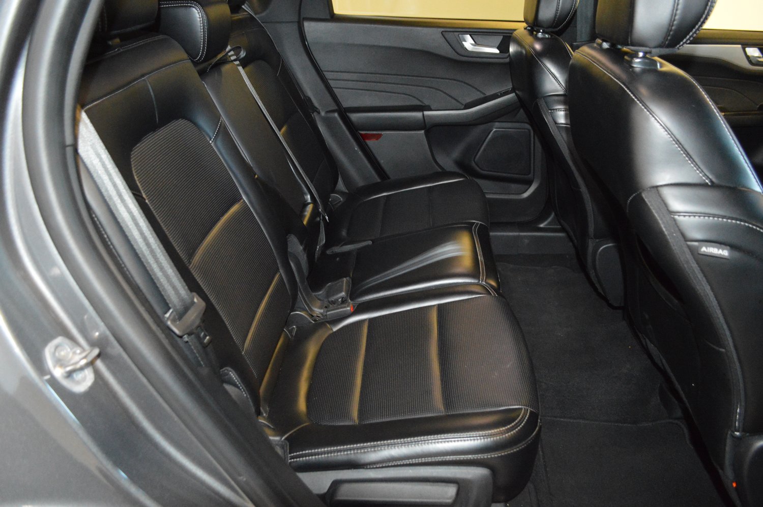 Used 2024 Ford Escape Platinum AWD/4WD image 12