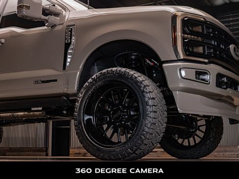 Used 2026 Ford F250 Platinum w/ Platinum Plus Package AWD/4WD image 11