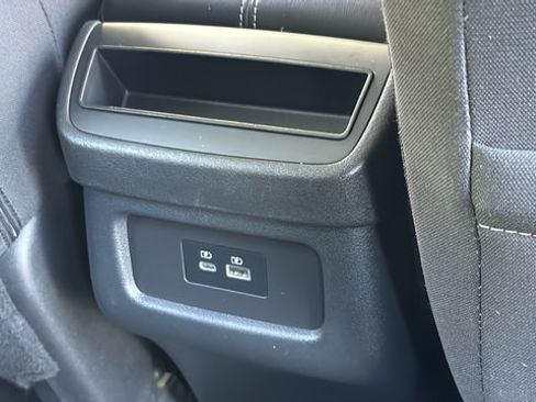 Used 2023 Nissan Pathfinder S FWD image 28
