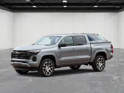 Used 2023 Chevrolet Colorado Z71 w/ Z71 Convenience Package 2