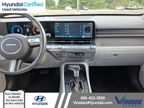 Used 2024 Hyundai Kona SEL AWD/4WD image 1