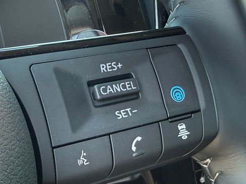 New 2025 Nissan Pathfinder Platinum w/ Cargo Package image 16