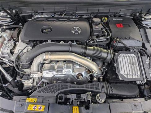 Certified 2025 Mercedes-Benz GLB 250 image 23
