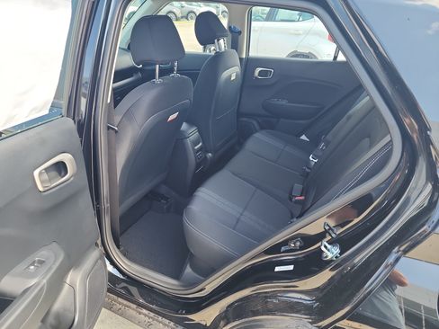 Used 2026 Hyundai Venue SEL FWD image 16