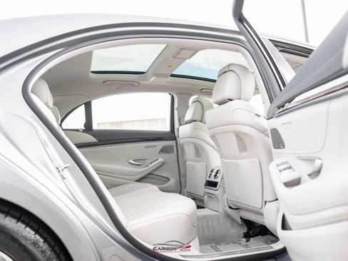 Used 2015 Mercedes-Benz S 550 Sedan image 19