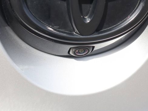 Used 2022 Toyota Corolla SE image 46