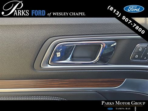 Certified 2019 Ford Explorer Limited w/ Class III Trailer Tow Package image 19