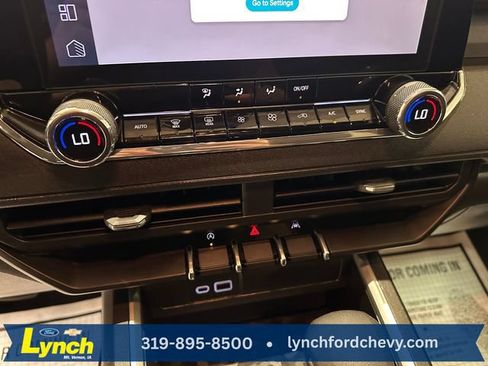 Used 2025 Chevrolet Colorado Trail Boss AWD/4WD image 13