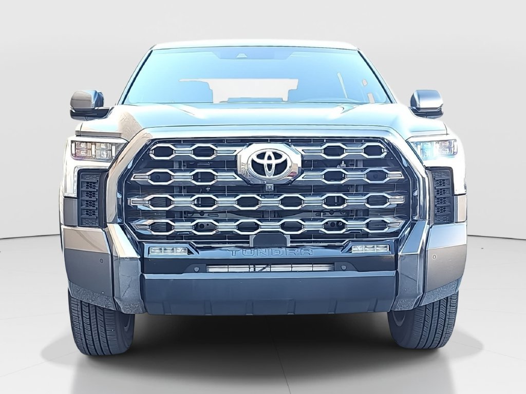 Used 2023 Toyota Tundra Platinum AWD/4WD image 2