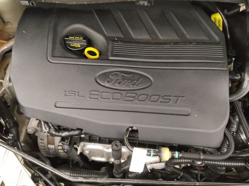 Used 2018 Ford Escape SE w/ SE Sync 3 Package image 30