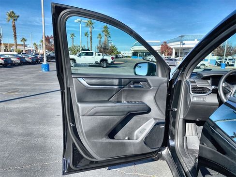 New 2026 GMC Acadia Elevation w/ LPO, Floor Liner Package image 28