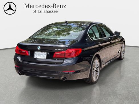 Used 2018 BMW 530e xDrive AWD/4WD image 5