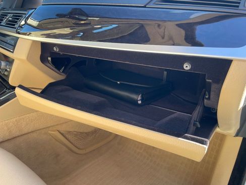 Used 2015 BMW 528i Sedan image 24