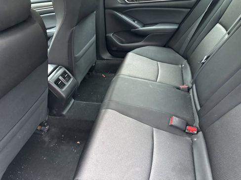 Used 2018 Honda Accord EX image 18