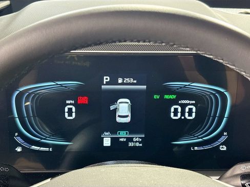 Certified 2025 Kia Niro EX FWD image 15