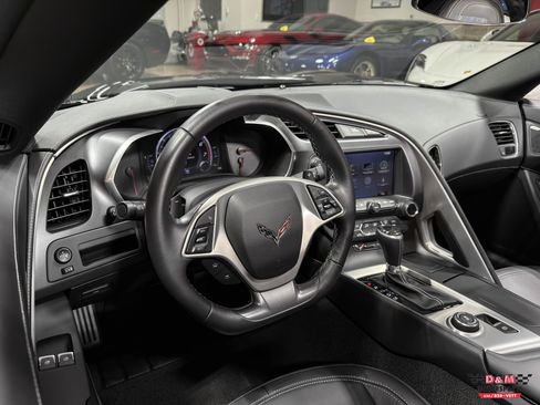 Used 2017 Chevrolet Corvette Stingray Coupe image 10