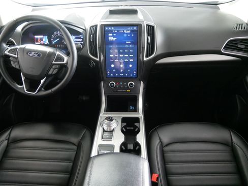 Used 2024 Ford Edge SEL w/ Convenience Package AWD/4WD image 10