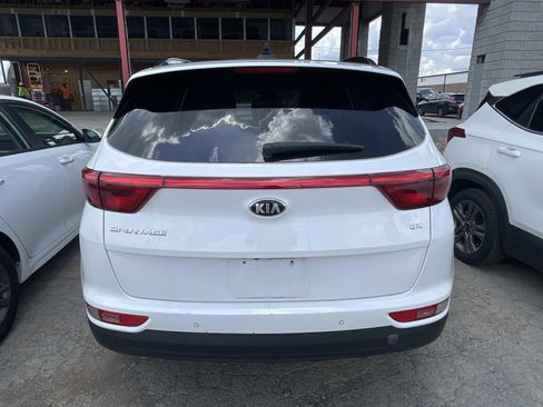 Used 2018 Kia Sportage EX w/ EX Technology Package AWD/4WD image 4