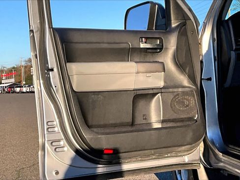 Used 2013 Toyota Tundra 2WD CrewMax image 21