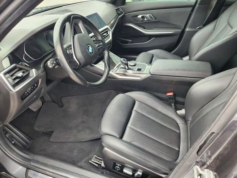 Used 2021 BMW 330i Sedan w/ Convenience Package RWD image 8