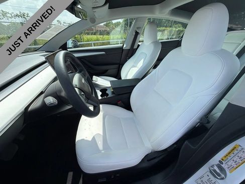 Used 2023 Tesla Model 3 Standard Range RWD image 11