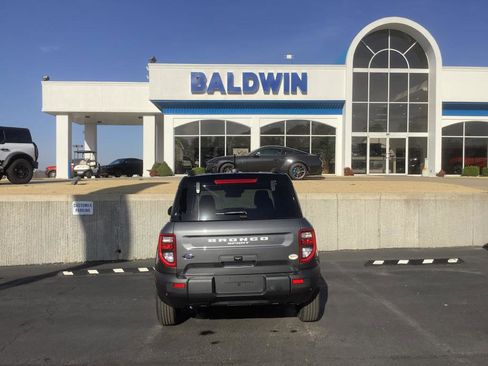 New 2025 Ford Bronco Sport Outer Banks w/ Outer Banks Tech Package+ image 6