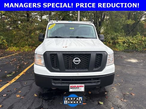 Used 2021 Nissan NV 2500 SV w/ Navigation Package image 2