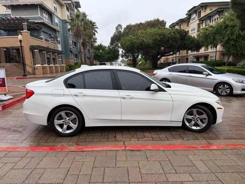 Used 2014 BMW 320i Sedan RWD image 12