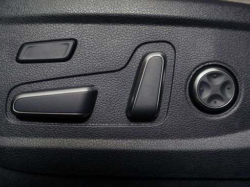 Used 2024 Hyundai Palisade Limited image 37