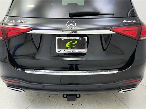 Used 2023 Mercedes-Benz GLE 450 4MATIC w/ AMG Line Exterior image 11