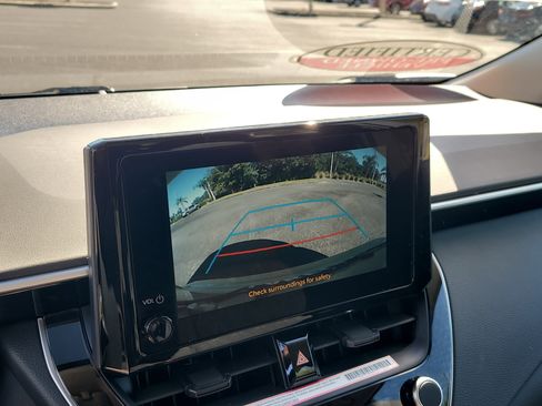 Certified 2024 Toyota Corolla LE image 22