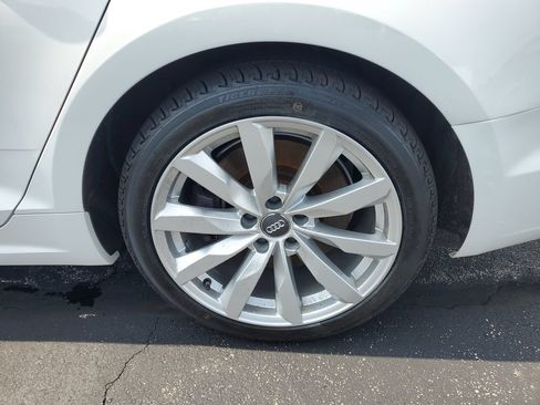 Used 2018 Audi A5 2.0T Premium AWD/4WD image 35