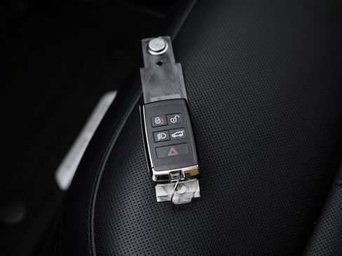 New 2026 Land Rover Range Rover SE AWD/4WD image 77
