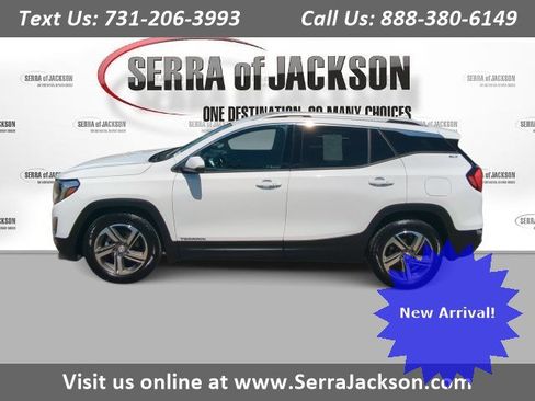Used 2019 GMC Terrain SLT FWD image 1