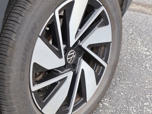 Used 2025 Volkswagen Atlas SE FWD image 55