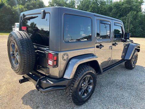 Used 2018 Jeep Wrangler Unlimited Sport AWD/4WD image 7