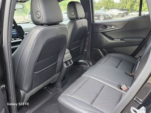 New 2026 Chevrolet Equinox LT w/ Convenience Package II image 14