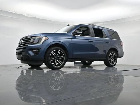 Certified 2019 Ford Expedition Limited w/ Equipment Group 303A AWD/4WD image 41