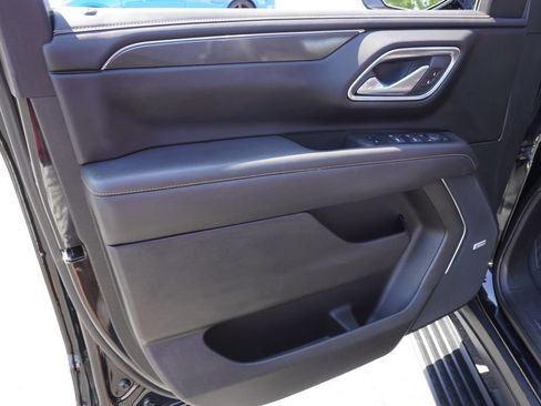 Certified 2023 GMC Yukon XL AT4 w/ Technology Package AWD/4WD image 17