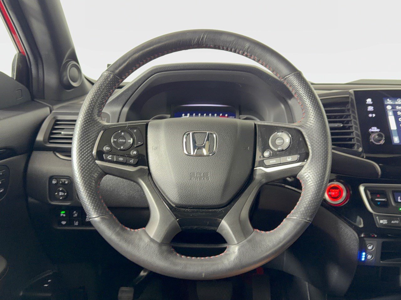 Certified 2024 Honda Passport Black Edition image 10