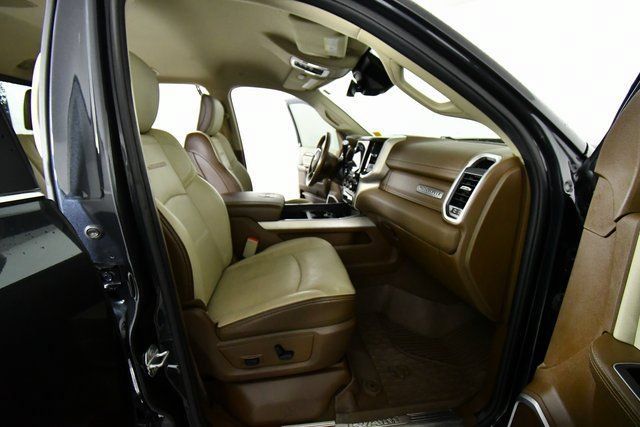 Used 2020 RAM 3500 Laramie AWD/4WD image 22