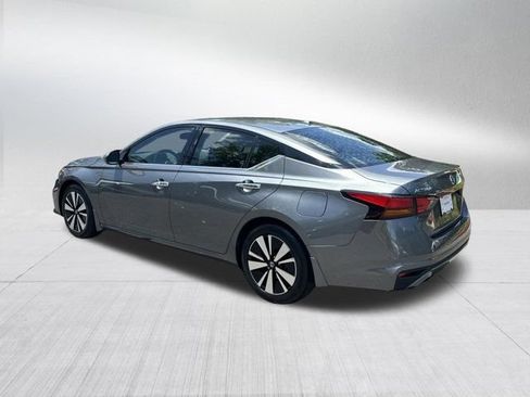 Used 2019 Nissan Altima 2.5 SV FWD image 8