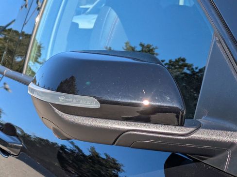 New 2026 Chevrolet Traverse RS image 11