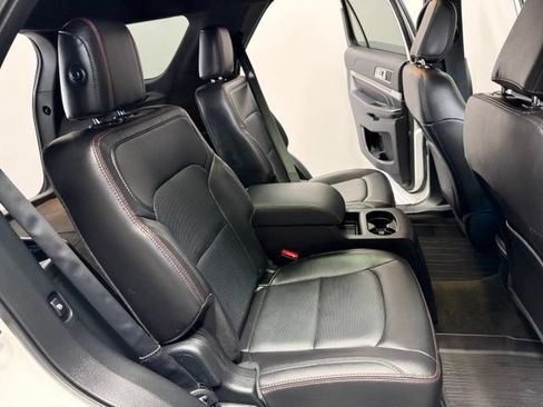 Used 2018 Ford Explorer Sport w/ Equipment Group 401A AWD/4WD image 26