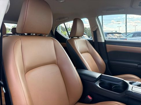 Used 2017 Lexus CT 200h w/ Accessory Package 2 FWD image 33