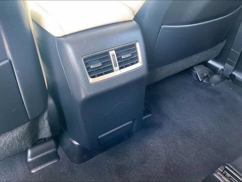 Used 2022 Lexus RX 350L Premium w/ Premium Package AWD/4WD image 35