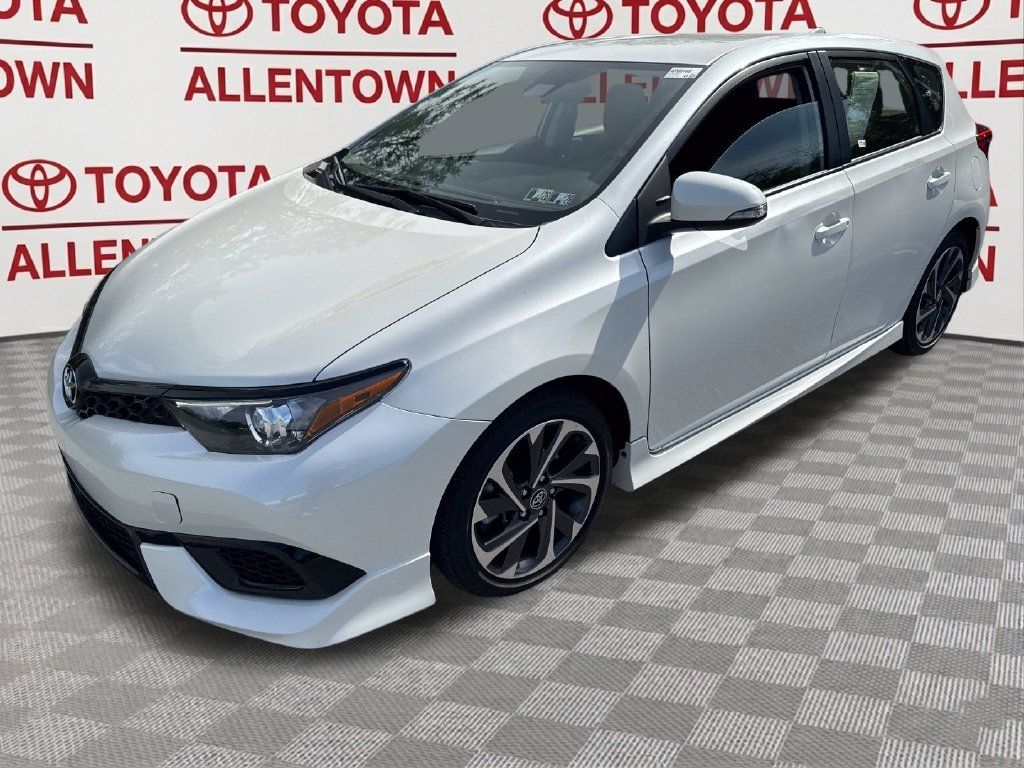 Used 2017 Toyota Corolla iM w/ Carpet Mat Package FWD image 32