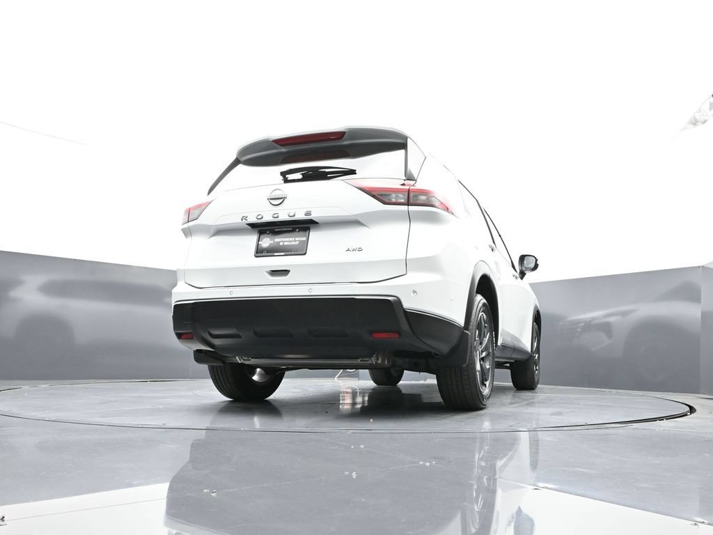 Certified 2026 Nissan Rogue SV AWD/4WD image 43